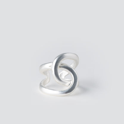 Intertwined Link Oversize Ring