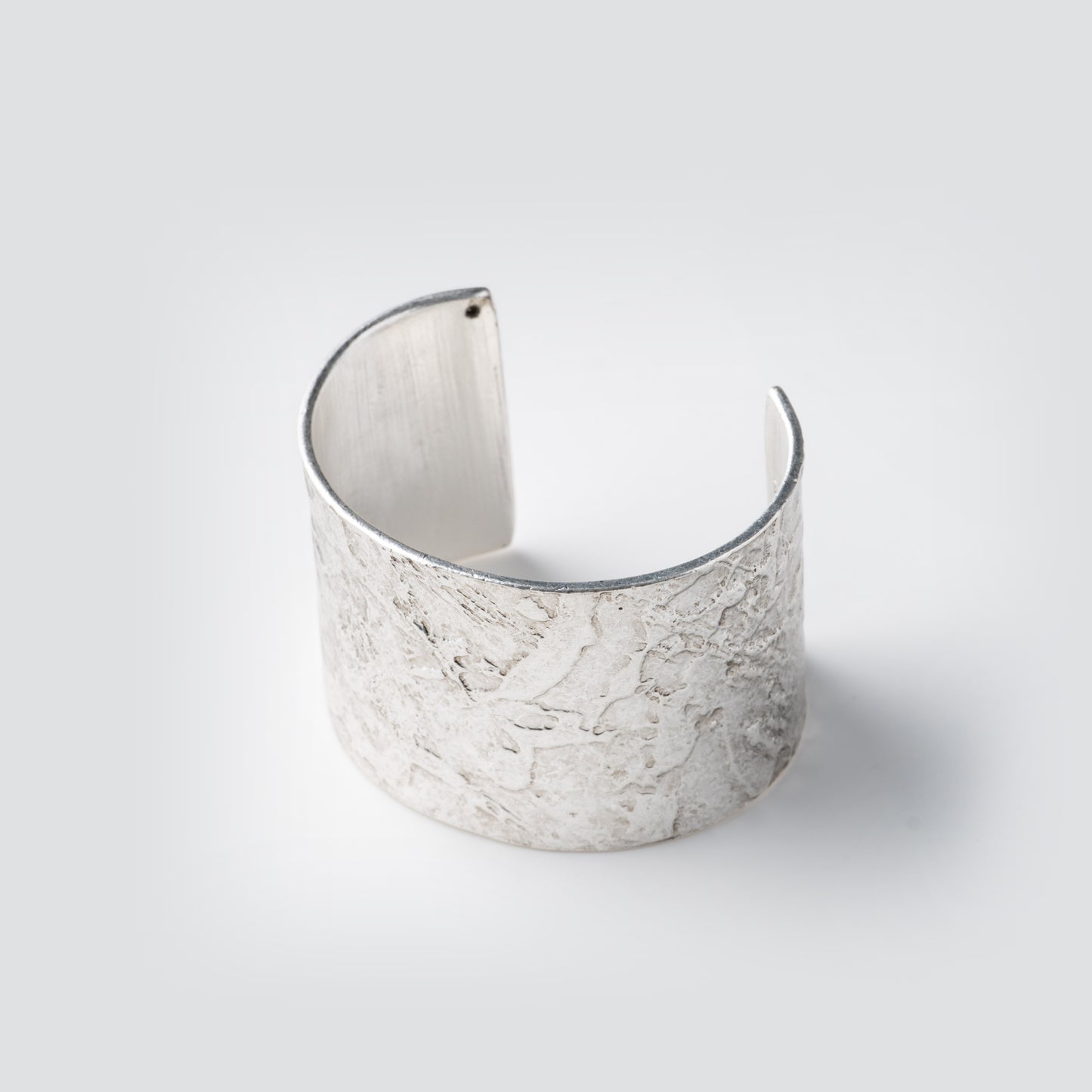 Light Hammered Cuff