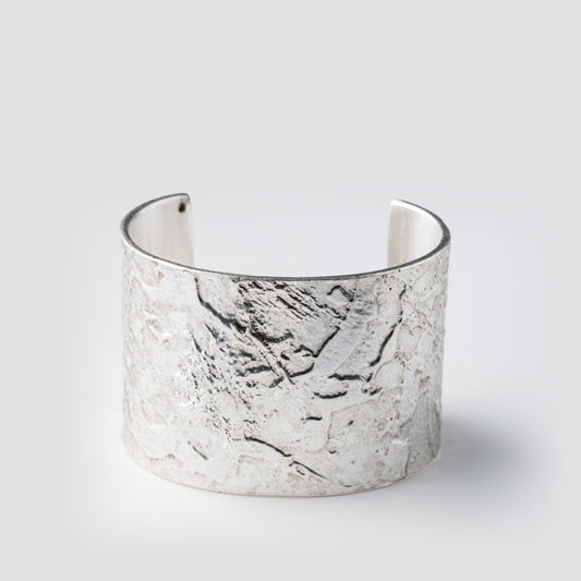 Light Hammered Cuff