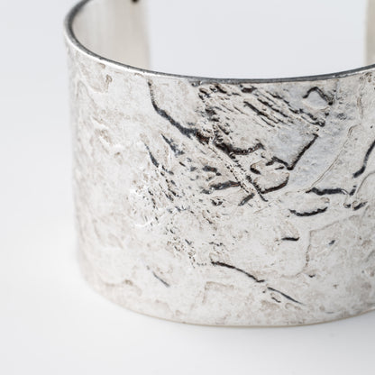 Light Hammered Cuff